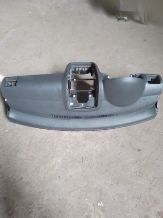 Salpicadero golf v mk5