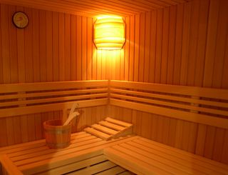 VENDO SAUNA FINLANDESA 210 X 210 CM