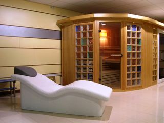 VENDO SAUNA FINLANDESA 210 X 210 CM