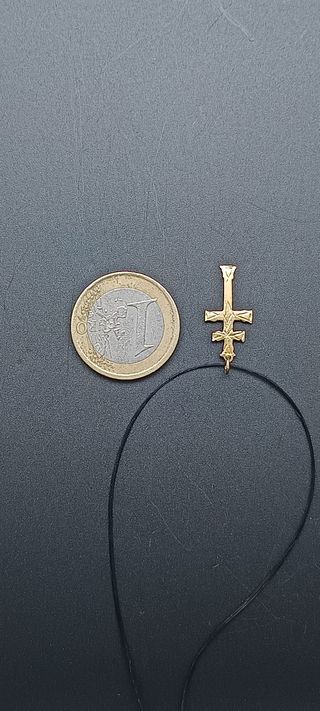 J-0585 Colgante cruz en oro de 18K, Ocasión