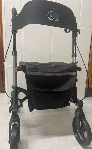 Andador ortopédico para adultos o ancianos