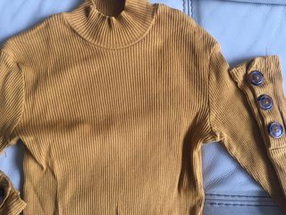 Camiseta manga larga amarilla