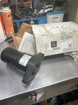 Ref A0004604483 deposito filtro diremercedes 