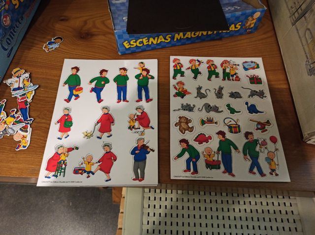 Juego escenas magnéticas Caillou