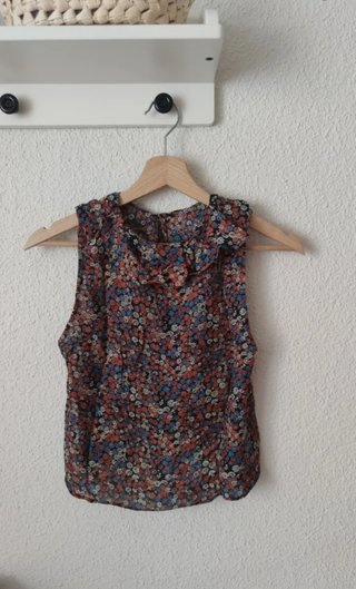 Camisa vintage volantes y flores