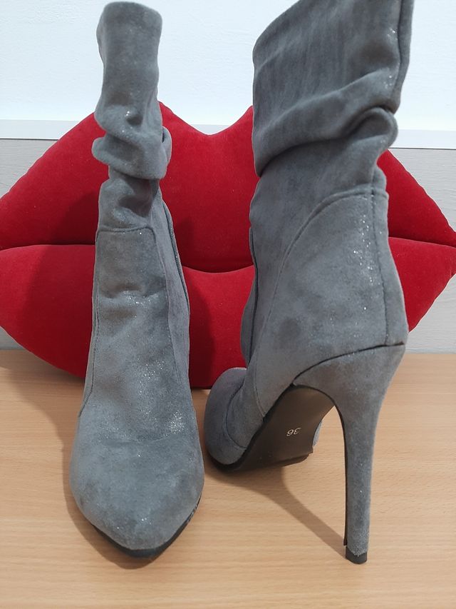 Botines altos de tacon