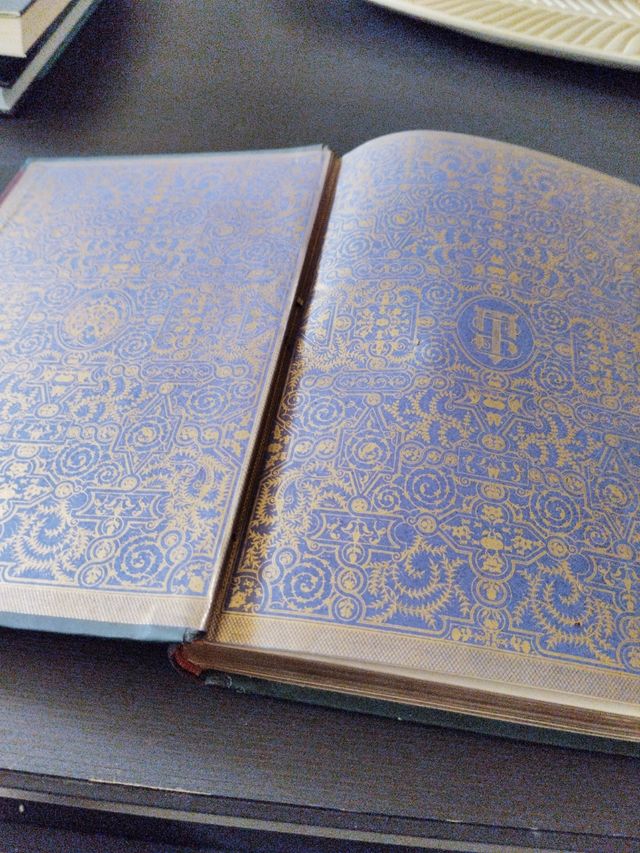 Vecchio libro sulla storia della Spagna