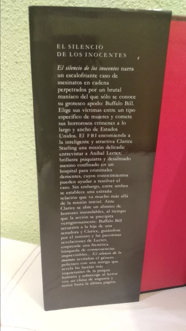 🦋📚 arte 🩸🔪El silencio de los inocentes