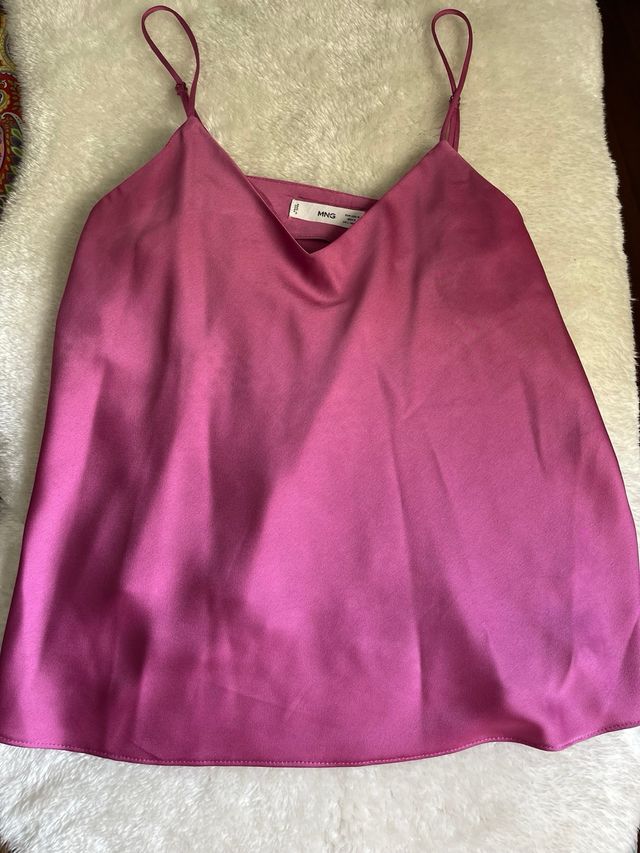 Top de mango de color rosa