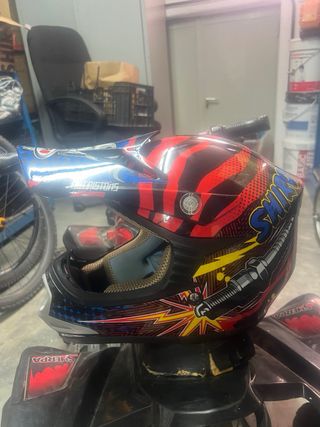 Casco moto niño