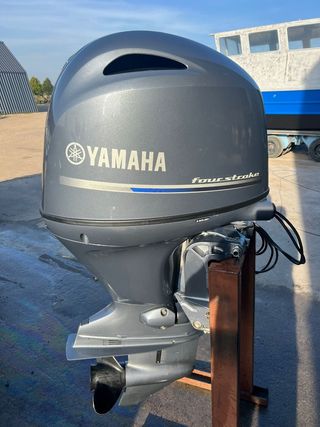 Fueraborda YAMAHA F115LB, año 2022