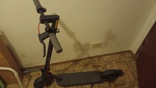 Se vende patinete eléctrico scooter 4