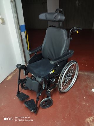 Silla de Ruedas basculante