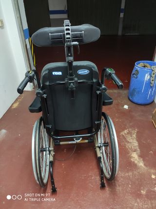 Silla de Ruedas basculante