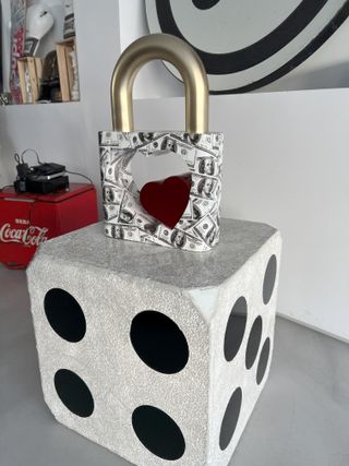 Figura Espectacular 35 cm