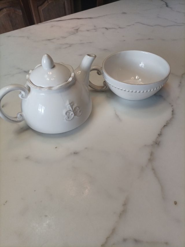 Teiera con tazza stile country