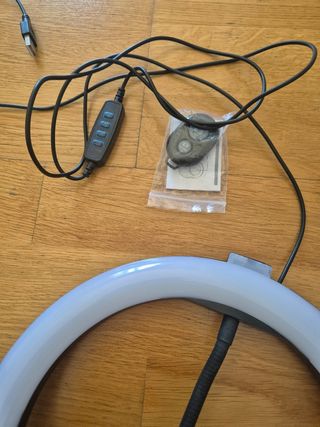 Aro de luz con patas y trípode