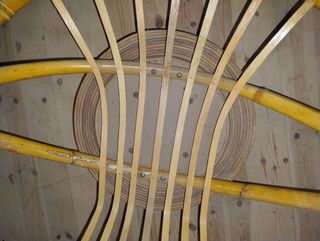 Sillón giratorio mimbre vintage