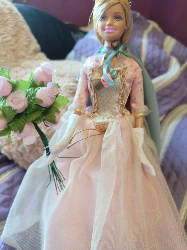 barbie la Princesa y la costurera Anneliese disney de segunda mano