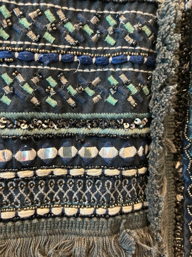 Chaqueta abalorios Zara