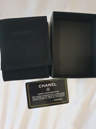 Collar Chanel 