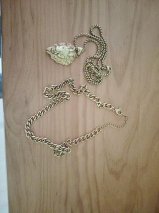 2Cadenas bañadas en oro 18k.