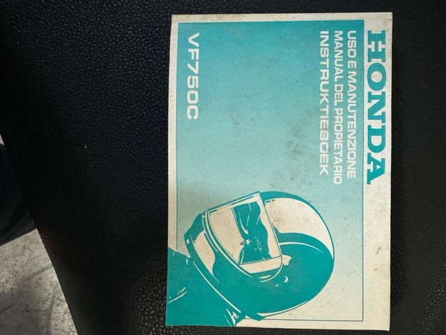 Honda VF 750 C manual do proprietario 1995