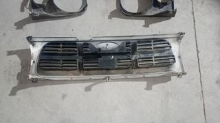 Faros y calandra Ford Maverick 