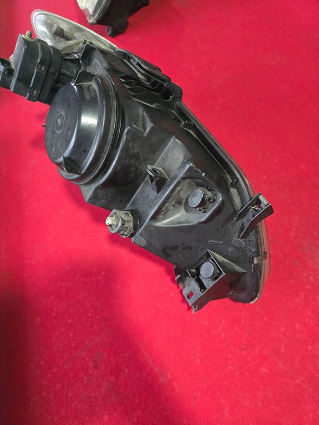 Focos Valeo ORIGINAL RENAULT 19