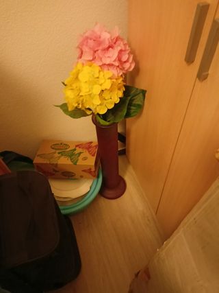 Jarrón flores decorativo