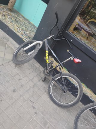 Bicicleta bmx para hacer trucos