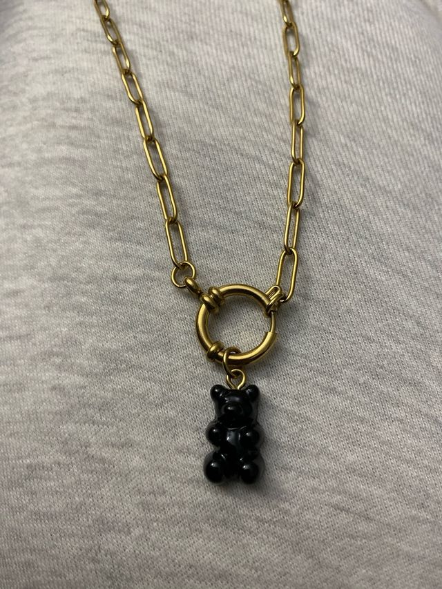 Collar en acero inoxidable con osito en negro