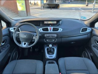 Renault Grand Scenic 2010