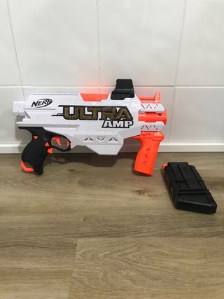 Nerf Ultra AMP pistola niños