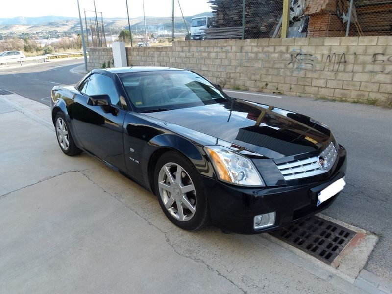 Cadillac XLR - foto 1