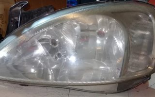 Tengo en Stock varios faros de varios modelos