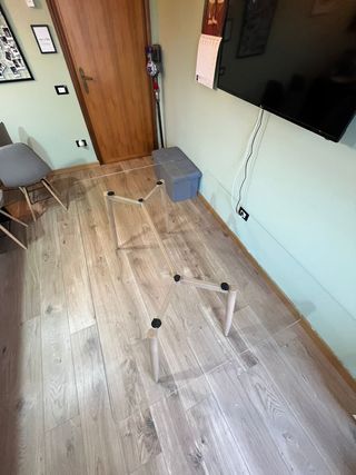 Tavolo di vetro bizzotto