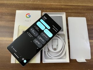 Google pixel 7 5G 128GB .libre verde y negro nuevo