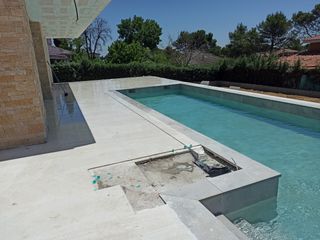 Reformas integrales fontanería .electricidad y rep