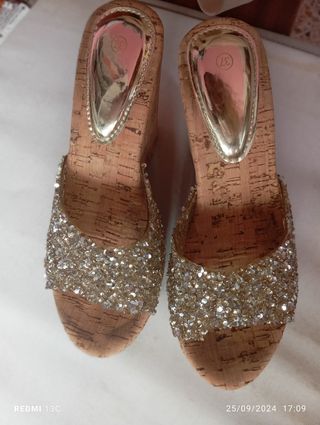 Zuecos de caucho de plataforma