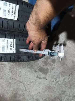 Neumáticos 175 65 15 Michelin 