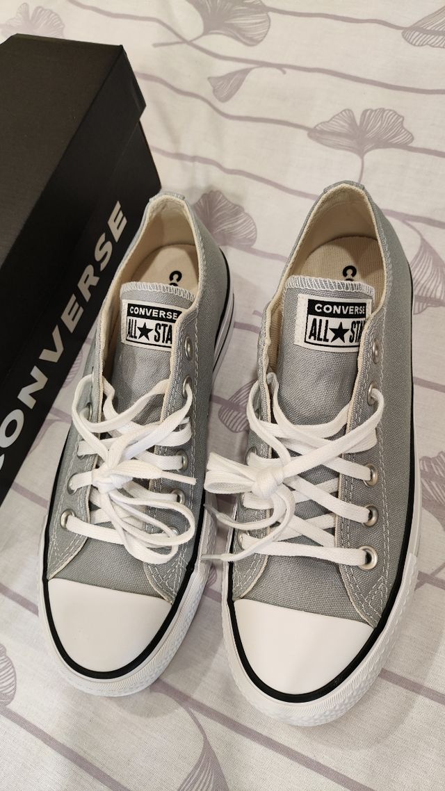 Converse 37'5 nuevas en su caja