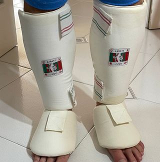 Abbigliamento sport KARATE bambini fino a 120 cm