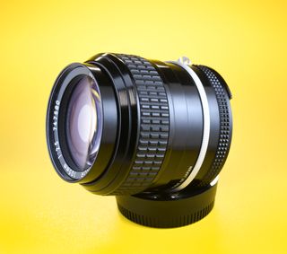 Objetivo Nikon Nikkor 105 mm F/2.5