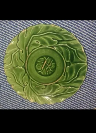 2 platos pequeños antiguos