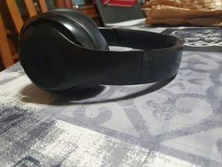 Beats wireless studio 3