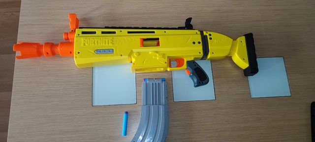 Fusil asalto Nerf Fortnite