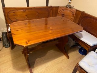 Rinconera Madera Natural con Mesa y sillas