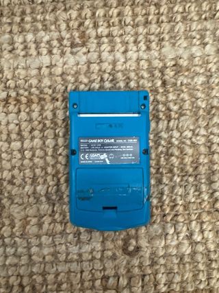 Nintendo Game Boy Color con caja