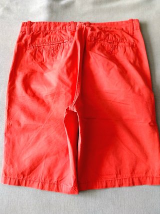 URGE. Pantalón corto chinos
